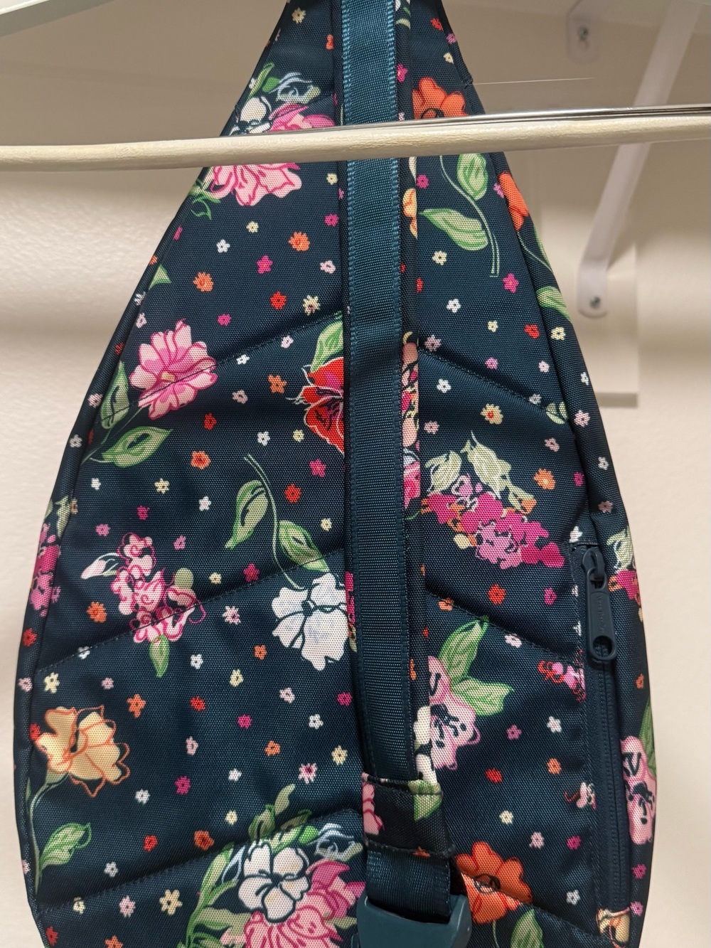 Vera Bradley ReActive Floral Sling Backpack Crossbody Travel Bag - Picture 3 of 8